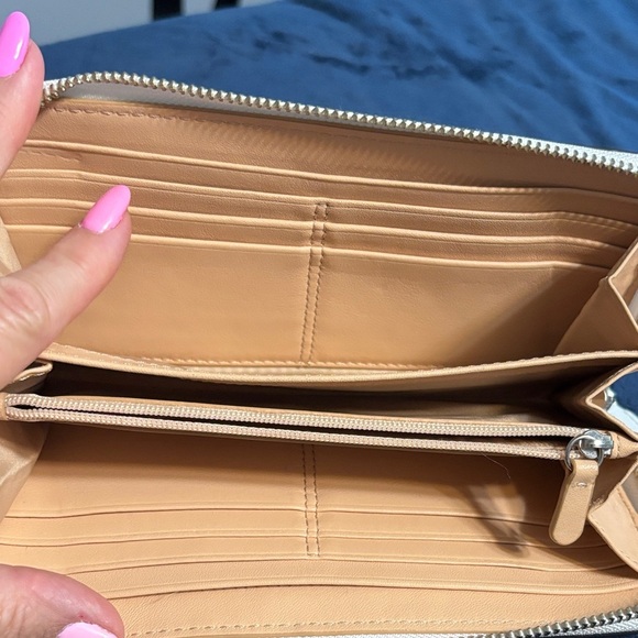 Coach Woven Orange and White Wallet - Picture 7 of 8